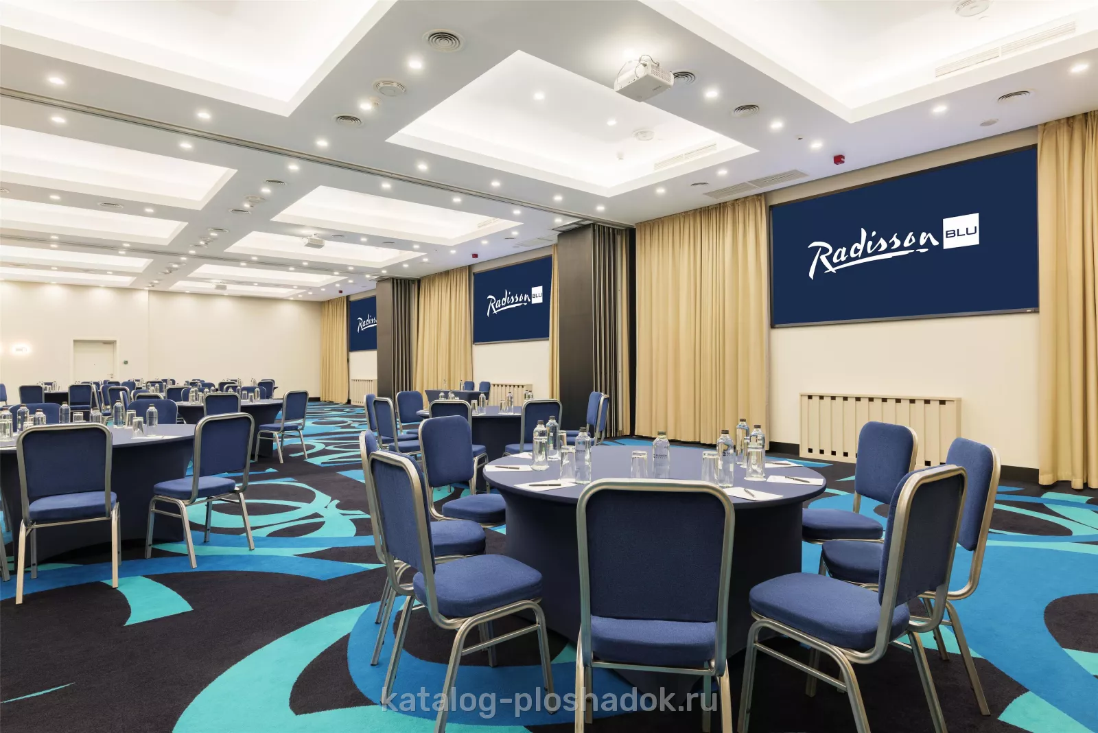 Radisson Blu Белорусская — Мюзик-холл, зал в отеле, Москва