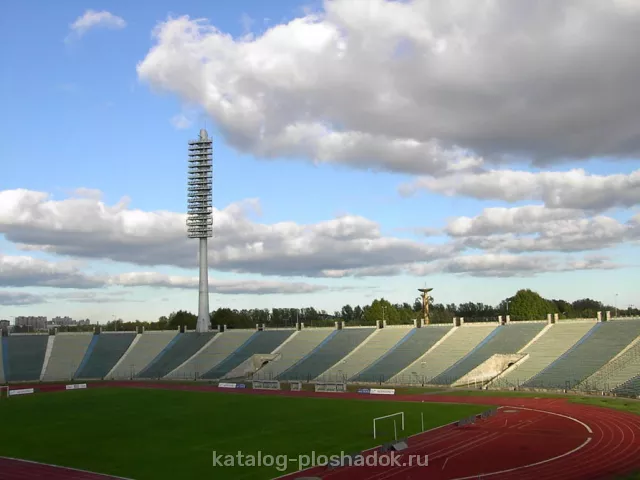 Стадион «Сибирский Нефтяник», спортивная площадка, Омск — фото 2