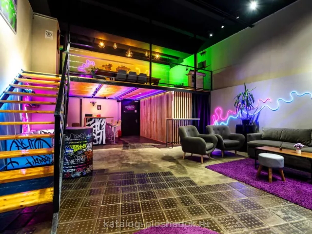 Neon space loft, лофт, Москва — фото 3