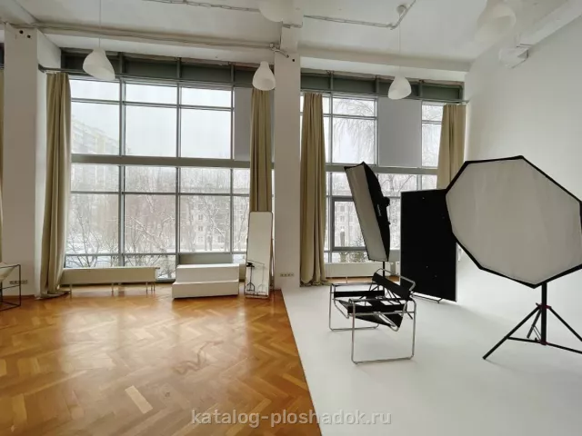 Base photostudio — Зал «Париж+Балдеж», Москва — фото 6