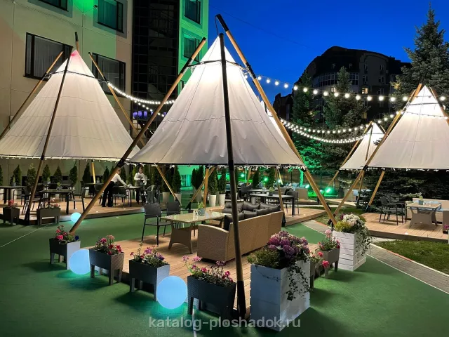 DoubleTree by Hilton — терраса Shater, летняя площадка, Тюмень