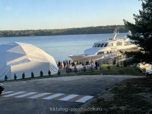 Яхт Клуб Парус-, летняя площадка, Москва — фото 3