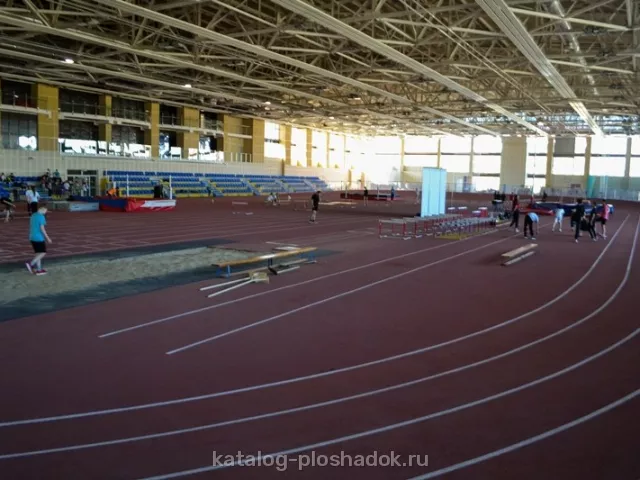Легкоатлетический манеж, спортивная площадка, Тюмень