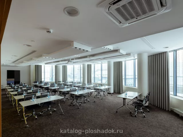 ibis Москва Киевская — Зал «Экспресс Махараджей», зал в отеле, Москва — фото 4