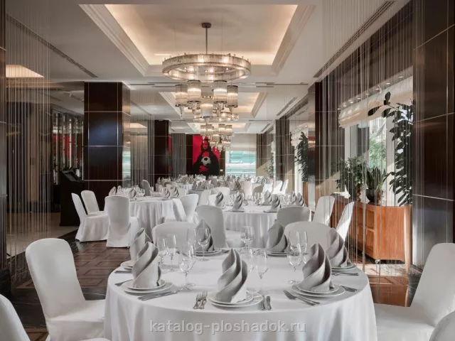 Hotel Continental (бывший InterContinental Москва Тверская) — Ресторан «Татлин», зал в отеле, Москва — фото 3