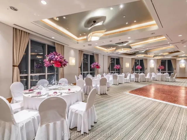 Swissôtel Красные Холмы Москва — Зал «Давос», зал в отеле, Москва — фото 3