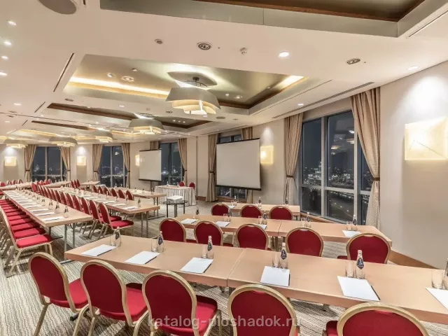 Swissôtel Красные Холмы Москва — Зал «Давос», зал в отеле, Москва — фото 6