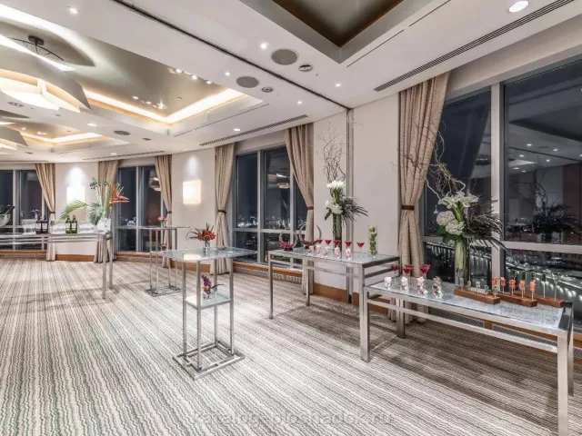 Swissôtel Красные Холмы Москва — Зал «Давос», зал в отеле, Москва — фото 9