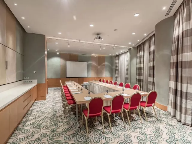 Swissôtel Красные Холмы Москва — Зал «Люцерн + Женева», зал в отеле, Москва — фото 6