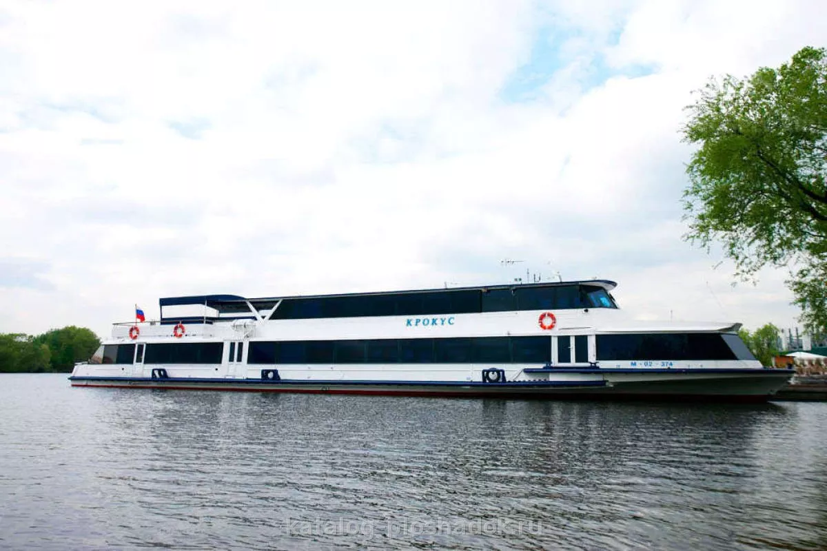 RED BOAT — Теплоход Крокус, Москва