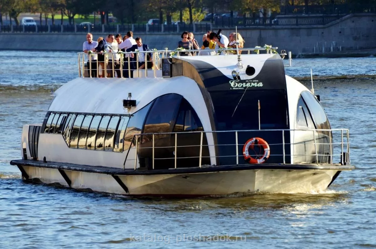 RED BOAT — Теплоход Богема, Москва