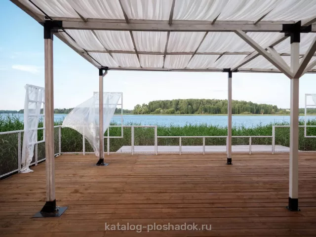 Берег Желаний — Летняя веранда на воде, летняя площадка, Москва