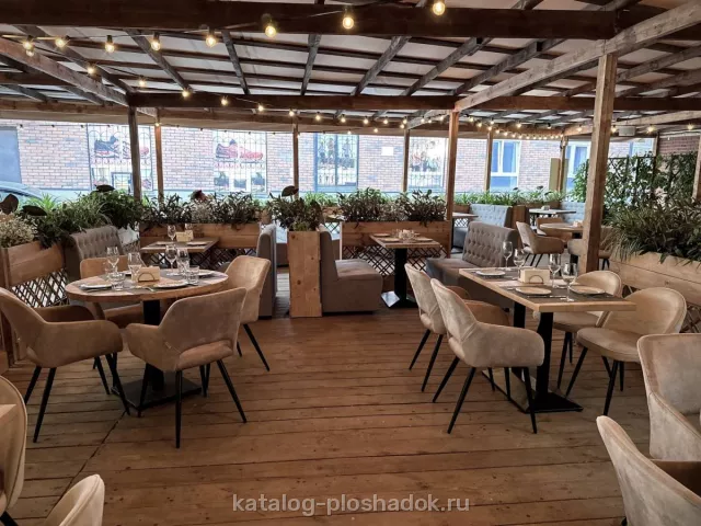 Лофт 13 на Мясницкой — летняя веранда на Чистых Прудах, Москва