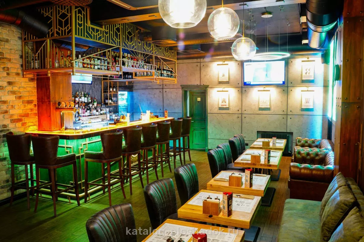 Loft Cafe Tipografia — Первый этаж «Бар», лофт, Москва