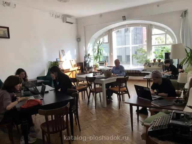Циферблат — Большая гостиная, зал, Москва