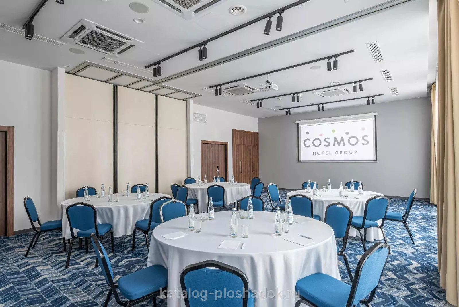 Cosmos Москва Павелецкая — Зал «Бородино + Коломенское», зал в отеле, Москва