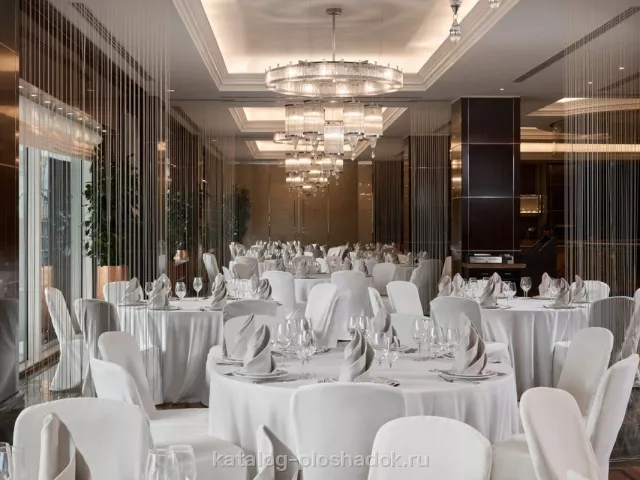 Hotel Continental (бывший InterContinental Москва Тверская) — Ресторан «Татлин», зал в отеле, Москва