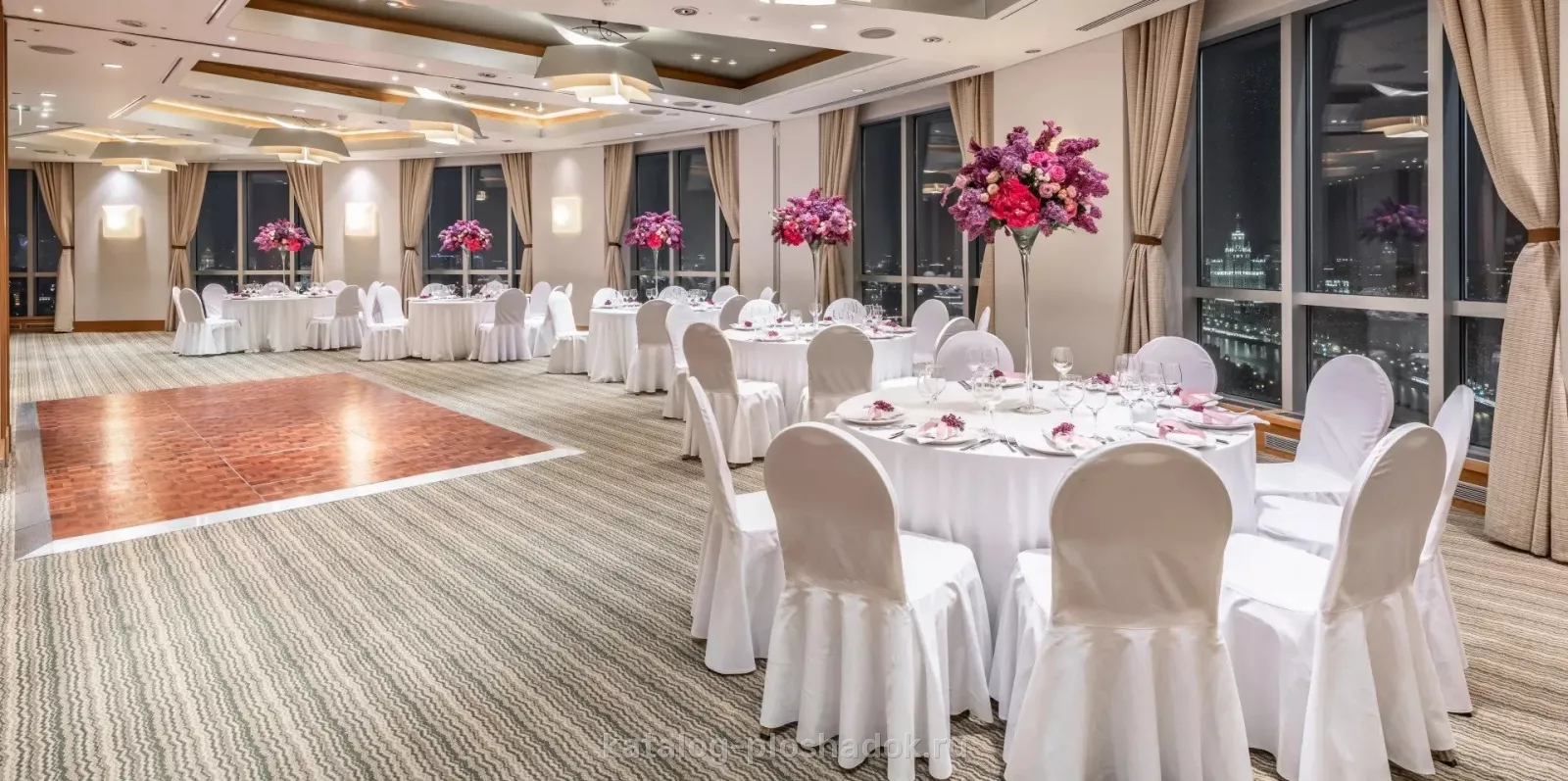 Swissôtel Красные Холмы Москва — Зал «Давос», зал в отеле, Москва
